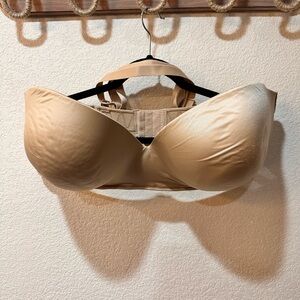 Cacique strapless bra with attachable straps size 44G